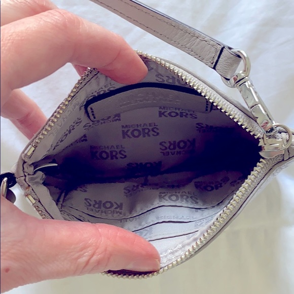 Michael Kors Leather Wristlet - Picture 5 of 8